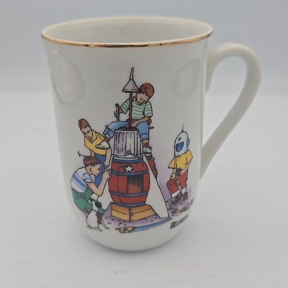 Vintage 1982 Norman Rockwell Good Old Days Blasting Off 10 oz Mug White Gold Rim